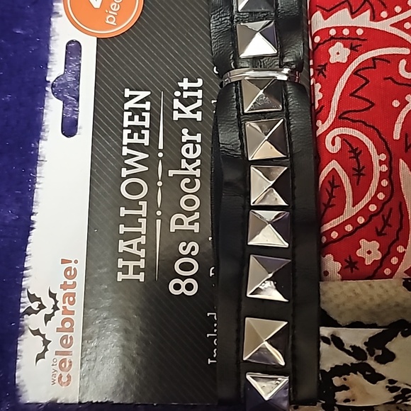 80s Rocker Kit Halloween Custume - Picture 6 of 9